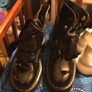 Dr Martens Molly Patent